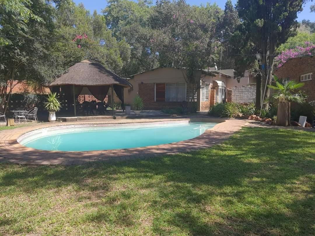 Chalet 6 At Cynthias Country Hartbeespoort Exterior photo